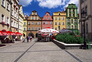 Town Square (Rynek), Jelenia Gora, Silesia, Sudeten Mountains, Poland, Europe