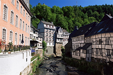 Half-timbered houses and River Rur, Monschau, North Rhine-Westphalia, Germany, Europe