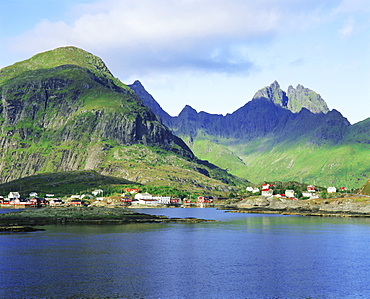 Fishing village of Tind, Moskenesoya, Lofoten Islands, Nordland, Norway, Scandinavia, Europe