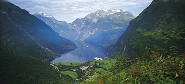 Norway, Western Fjords, Geiranger Fjord