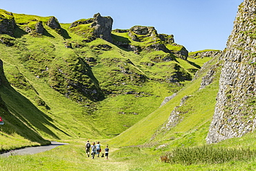 Winnats Pass, limestone gorge at Castleton, Peak District National Park, Derbyshire, England, United Kingdom, Europe