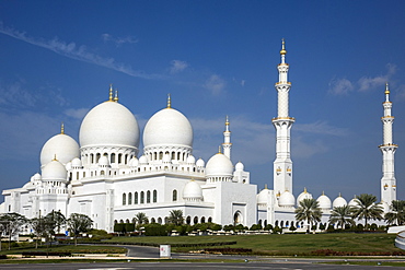 Sheikh Zayed Grand Mosque, Abu Dhabi, United Arab Emirates, Middle East