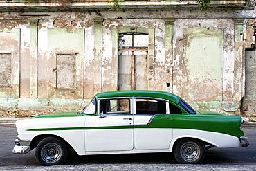 Vintage American car parked on a street in Havana Centro, Havana, Cuba, West Indies, Caribbean, Central America