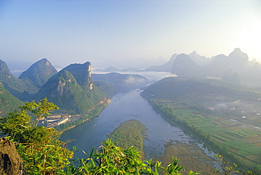 Lijiang, the Li River at Yangshuo, Guangxi Province, China