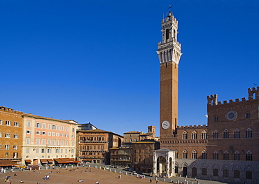 Palazzo Pubblico, Piazza del Campo, Siena, UNESCO World Heritage Site, Tuscany, Italy, Europe