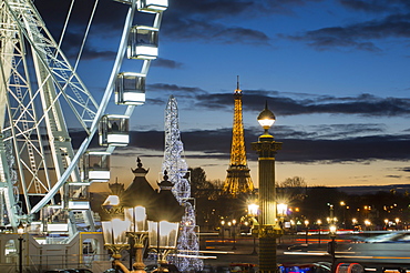 Poue de Paris, Place de la Concorde and Eiffel Tower, Paris, France, Europe