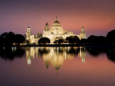 The Victoria Memorial, Kolkata, West Bengal, India, Asia