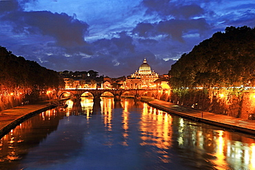 View across Tiber River towards St. Peter's Basilica, Rome, Lazio, Italy, Europe