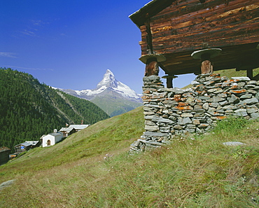 The Matterhorn mountain (4478m) from Findeln, Valais (Wallis), Swiss Alps, Switzerland, Europe