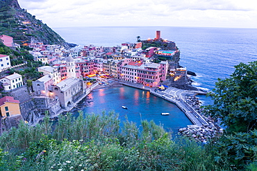 High angle view of Vernazza, Cinque Terre, UNESCO World Heritage Site, Liguria, Italy, Europe