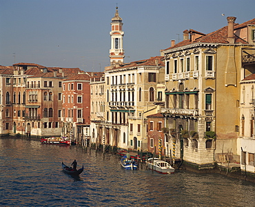 Houses on the Grand Canal in Venice, UNESCO World Heritage Site, Veneto, Italy, Europe