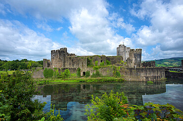 Caerphilly Castle, Caerphilly, Glamorgan, Wales, United Kingdom, Europe