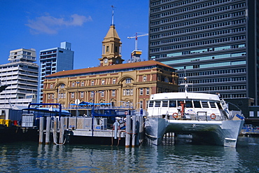 Ferry Terminal on the waterfront and catamarans going to islands, Auckland, Central Auckland, North Island, New Zealand, Pacific