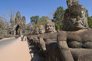 South Gate to Angkor Thom, Angkor, UNESCO World Heritage Site, Siem Reap, Cambodia, Indochina, Southeast Asia, Asia