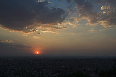 Sunset from the Mirador viewpoint, San Miguel de Allende (San Miguel), Guanajuato State, Mexico, North America