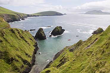 View from Slea Head Drive, Dingle Peninsula, County Kerry, Munster, Republic of Ireland, Europe