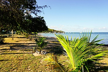 Oualie Beach, Nevis, St. Kitts and Nevis, Leeward Islands, West Indies, Caribbean, Central America 