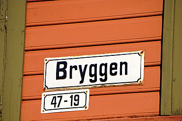 Traditional wooden Hanseatic merchants buildings of the Bryggen, UNESCO World Heritage Site, Bergen, Hordaland, Norway, Scandinavia, Europe