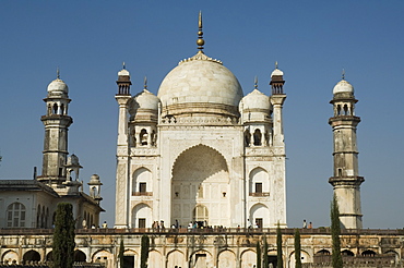 The Bibi ka Maqbara was uilt by Azam Shah in 1678,  as a son's tribute to his mother, Begum Rabia Durrani, the Queen of Mughal emperor Aurangzeb. Aurangubad, Maharashtra, India