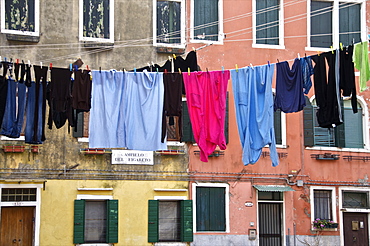 Washing lines hanging across the street, Castello Quarter, Venice, Veneto, Italy, Europe 