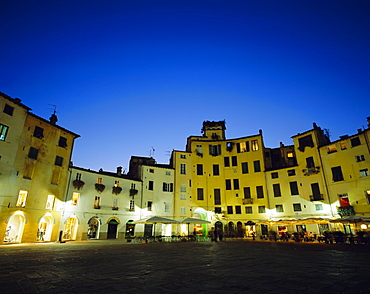 Piazza Anfiteatro, Lucca, Tuscany, Italy, Europe