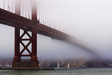 Golden Gate Bridge in the mist, San Francisco, California, United States of America, North America