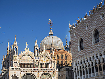 St. Mark's Basilica and the Doge's Palace, Venice, UNESCO World Heritage Site, Veneto, Italy, Europe