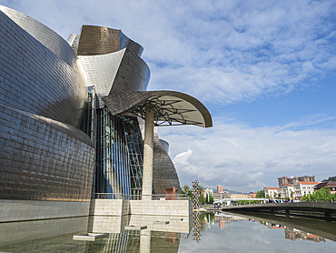 View of the Guggenheim Museum, Bilbao, Basque Country, Spain, Europe