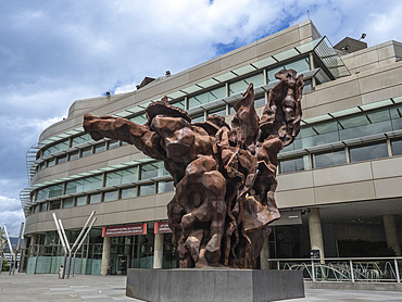 'Dodecathlos', a sculpture by Vicente Larrea, Euskalduna Conference Centre and Concert Hall,, Bilbao, Basque Country, Spain, Europe