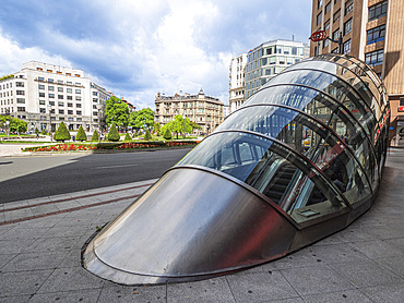 A 'Fosterito', entrance to the Metro station designed by Norman Foster, Plaza Moyua, Bilbao, Basque Country, Spain, Europe