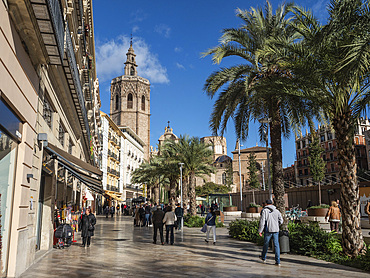 Plaza de la Reina, leading to the Cathedral, Valencia, Spain, Europe