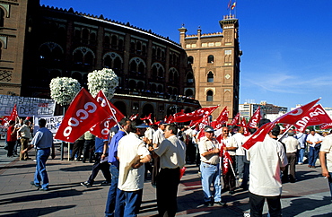 Spain, Madrid, Plaza De Toros, Six Toros Corrida With Matador Julian Lopez El Juli Hold On May 27th 2003 (San Isdro Feria)