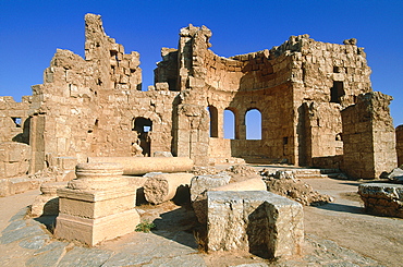 Syria, Syrian Steppe And Desert, Near The Village Of Almansoura The Ruins Of The Roman Fortress Of Resafa Built In 256 Ad, Collapsed Church Built In Vith Century