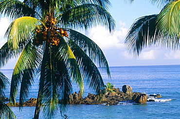 Seychelles, La Digue Island, Source D'argent (Silverspring) Beach Characterized By Huge Basaltic Rocks And Turquoise Lagoon