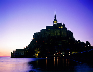 France, Normandy, Manche (50), Mont Saintmichel, Overview On The Mont St Michel At Dusk