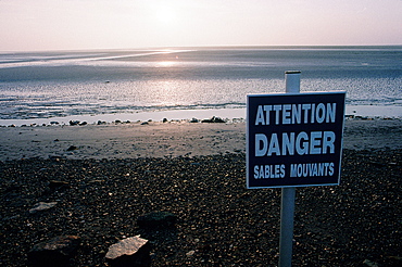 France, Normandy, Manche (50), The Bay, At Low Tide The Socalled Tangue (The Grey Sand) Can Be Dangerous (Sign)