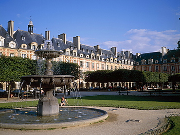 Place des Vosges and fountain, Paris, France, Europe