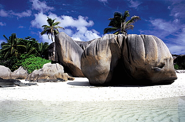 Seychelles, Ladigue, Anse D'argent Beach & Rocks