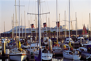 Los Angeles, California, Usa Long Beach, Marina & Queen Mary