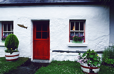 Ireland, Connemara, Country House