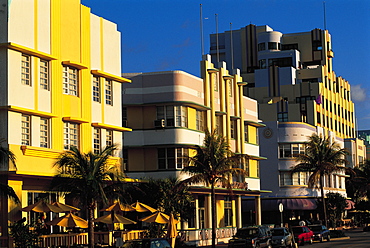 Art Deco Buildings, Ocean Drive, Miami Beach, Florida, Usa