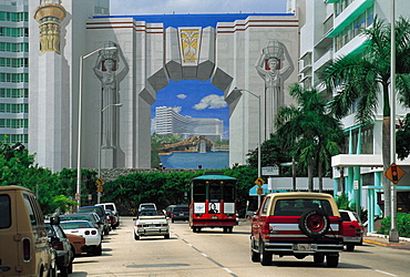 Fontainebleau Hotel Huge Mural, Miami Beach, Florida, Usa, 