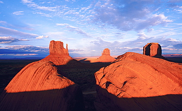 Usa, Utah, Monument Valley Mesas At Dusk