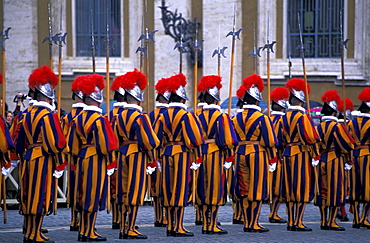 Italy, Rome, Vatican, St. Peterõs Square, Ceremony For The Opening Of Year 2000 Jubilee, The Swiss Guards