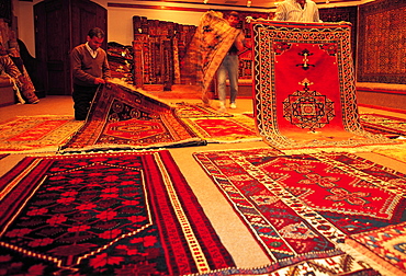 Turkey, Istanbul, Grand Bazzar, Carpets Seller