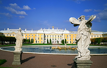 Russia, St Petersburg, Peterhof (Petrovorets) Castle, Statues In The Rear Park,  