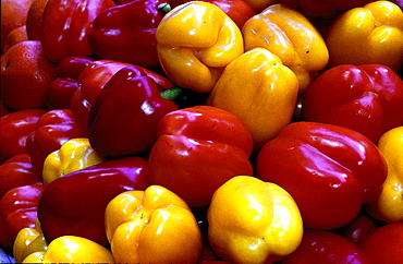 Russia, Saint Petersburg, Kolkhozian Market, Georgian Vegetables, Yellow And Red Peppers 