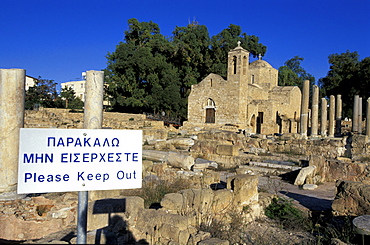 Cyprus, City Of Paphos, The Panayia Chrysopolitissa Church And The Early Christian Basilica Ruins