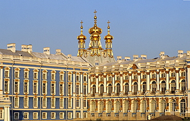 Russia, St-Petersburg, Tsarskoie Selo (Pushkin), Catherine Palace In Ner Yard Facade With Golden Belfries Church 