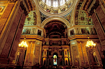 Russia, St-Petersburg, St Isaac Cathedral Built In Xixth Century By French Architect Montferrand, View Of The Dome